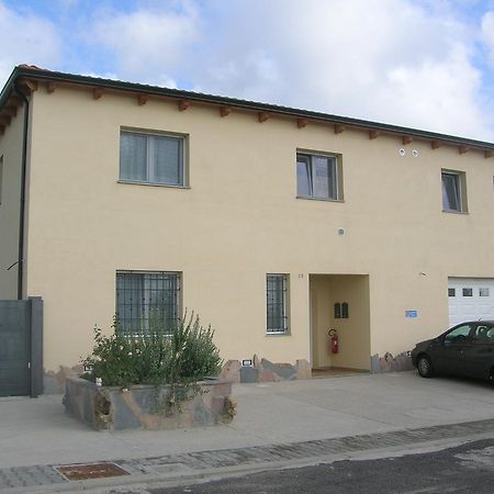 Suni B&B S'Ena מראה חיצוני תמונה