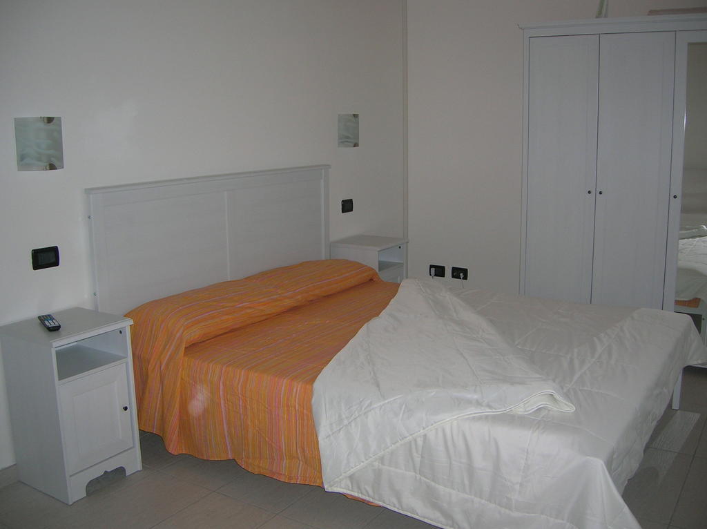 Suni B&B S'Ena חדר תמונה